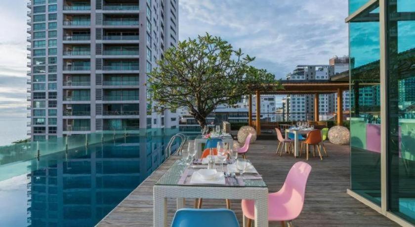 Seven Zea Chic Hotel Pattaya Esterno foto