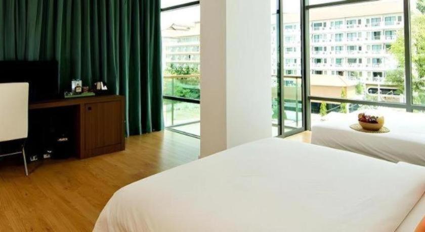 Seven Zea Chic Hotel Pattaya Esterno foto